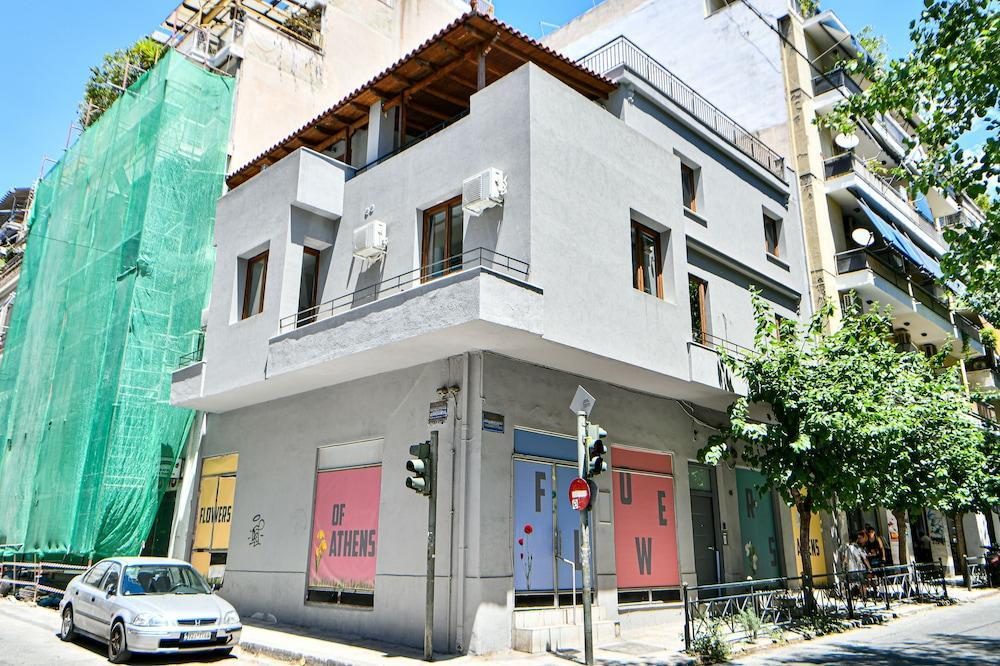 Flowers Of Athens, Boutique Aparthotel With 6-Apartments In Central Athena Bagian luar foto